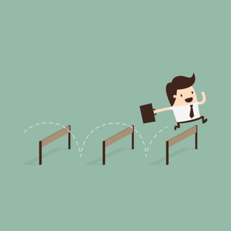 A man with a tie does an obstacle course